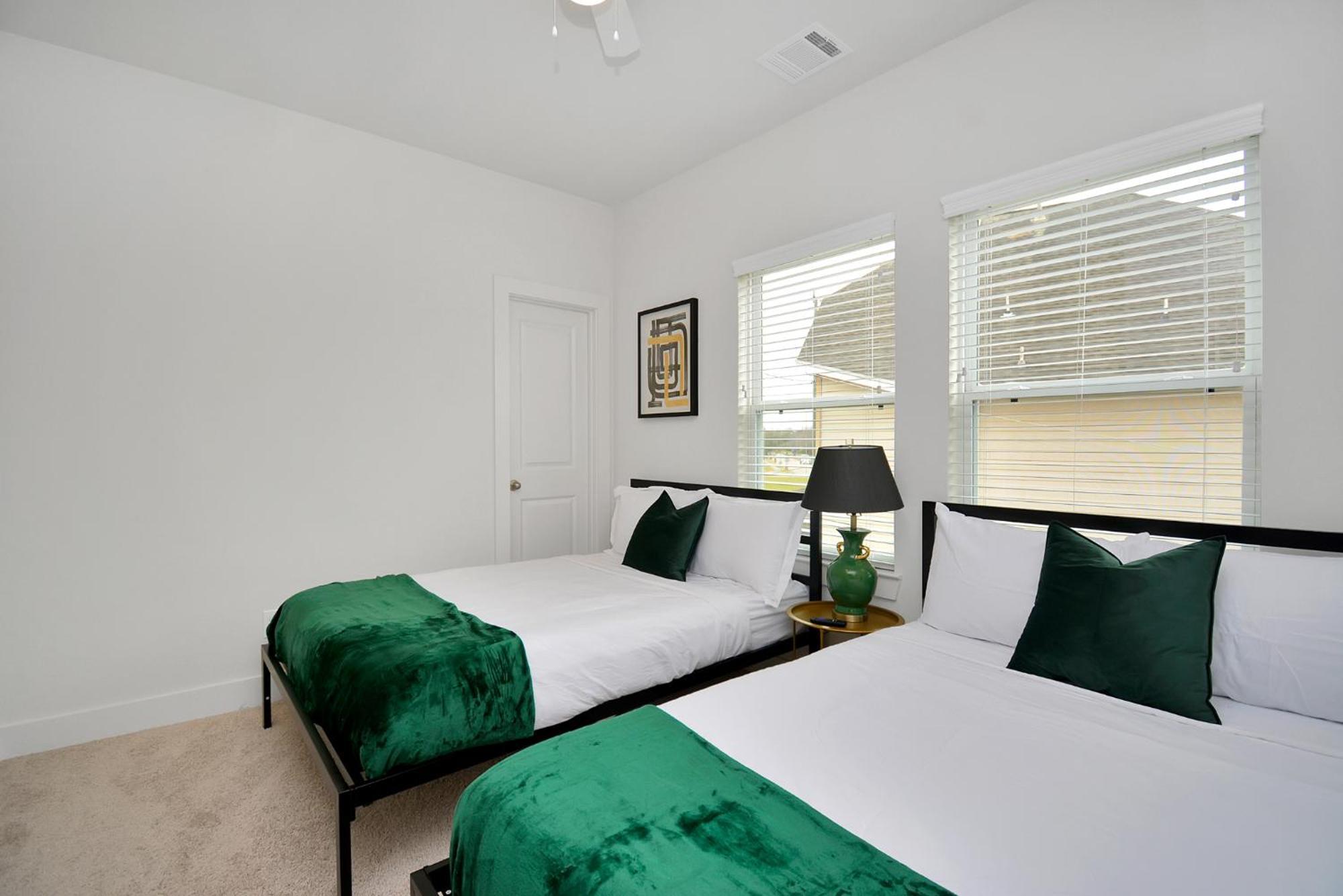 Emerald Palace - New, Modern 3Br Townhome Close To Downtown, Nrg, Med Ctr Хюстън Екстериор снимка